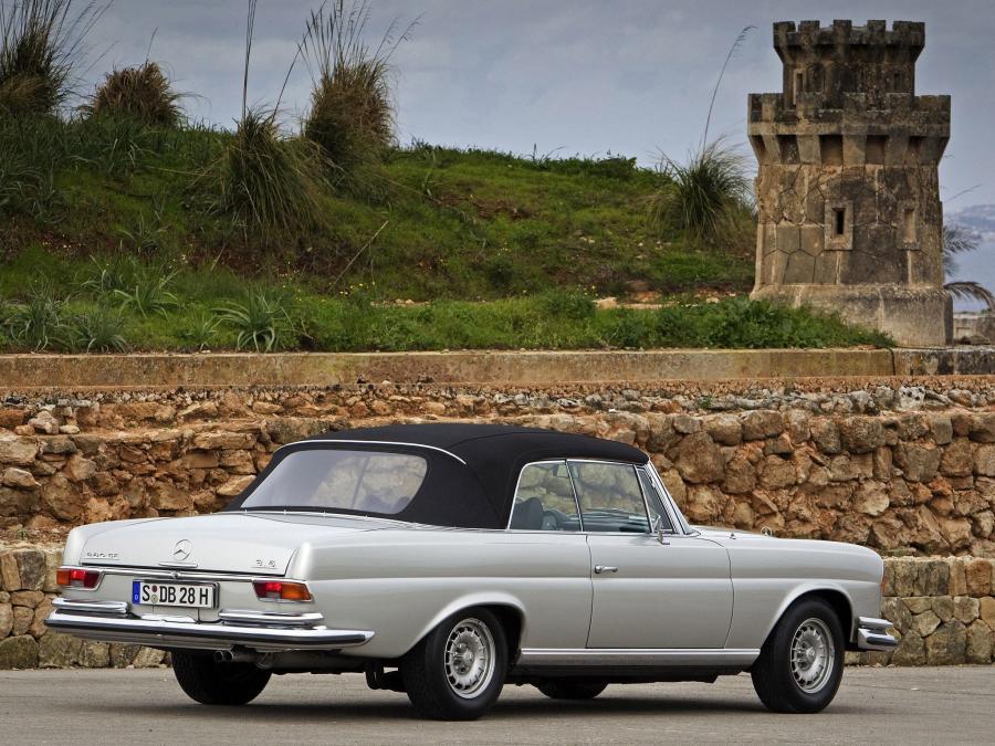  Mercedes-Benz 280 SE Cabriolet 1968 года  (фото 4 из 7)
